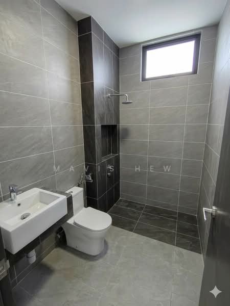 2-storey Terraced House for Rent in Taman Pelangi Indah (Ulu Tiram) - Mavis Hew - Bathroom - PropertyGuru.com.my