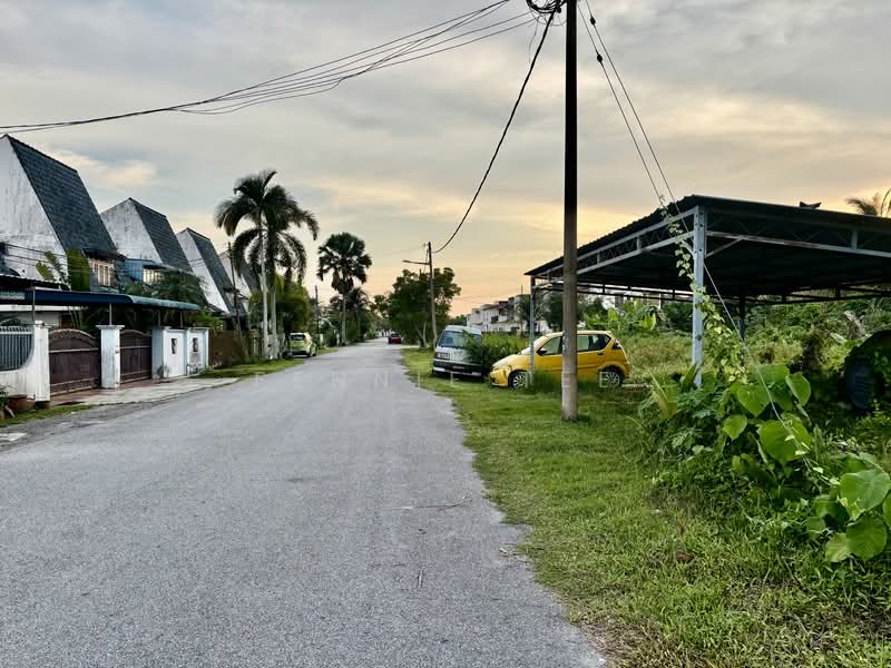 2-storey Terraced House for Sale in Changkat Jong (Perak) - Fennie Tee - Exterior - PropertyGuru.com.my