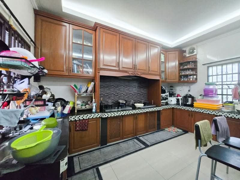 Semi-Detached House for Sale in Taman Taming Jaya (Balakong) - Zul Syafiq - Kitchen - PropertyGuru.com.my