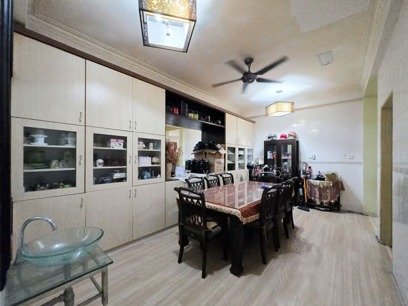 Semi-Detached House for Sale in Taman Taming Jaya (Balakong) - Zul Syafiq - Dining Room - PropertyGuru.com.my