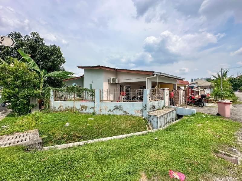 Rumah Teres 1 Tingkat untuk Dijual di Seksyen 51a (Petaling Jaya) - Shiqin Saidin - Exterior - PropertyGuru.com.my