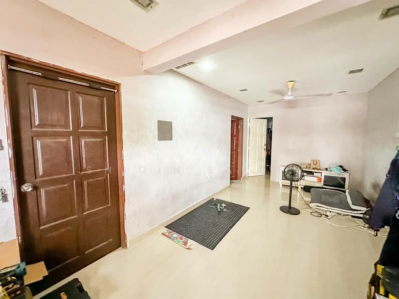 Rumah Teres 1 Tingkat untuk Dijual di Seksyen 51a (Petaling Jaya) - Shiqin Saidin - Living Room - PropertyGuru.com.my