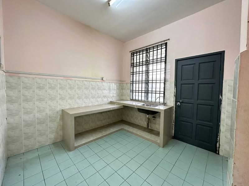Rumah Teres untuk Dijual di Johor Bahru (Johor) - Jane Loh - Kitchen - PropertyGuru.com.my