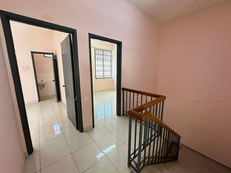 Rumah Teres untuk Dijual di Johor Bahru (Johor) - Jane Loh - Corridor - PropertyGuru.com.my