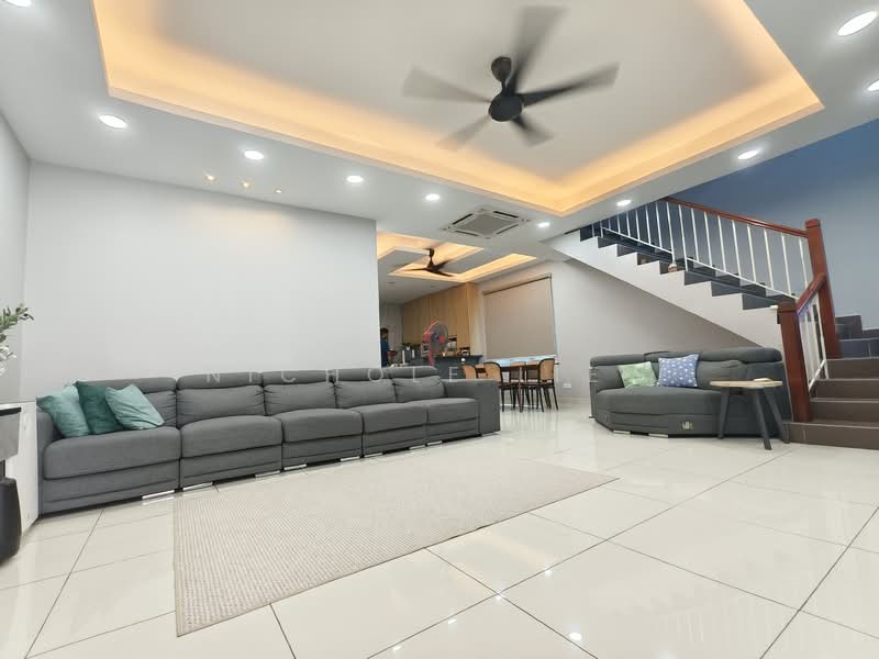 Rumah Teres 2 Tingkat untuk Dijual di Taman Tiara East (Semenyih) - Nichole Liew - Living Room - PropertyGuru.com.my