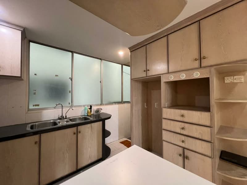 Kondominium untuk Dijual di U Garden Resort Condominium - Elaine Lee - Kitchen - PropertyGuru.com.my