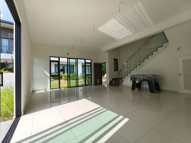 Rumah Teres 2 Tingkat untuk Dijual di Kajang (Selangor) - Nichole Liew - Living Room - PropertyGuru.com.my