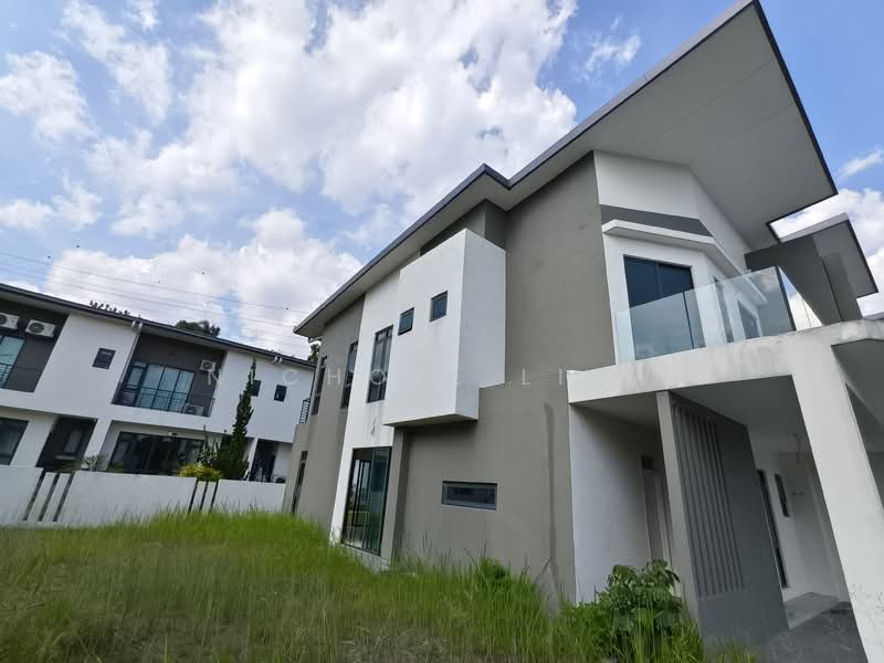 Rumah Teres 2 Tingkat untuk Dijual di Kajang (Selangor) - Nichole Liew - Exterior - PropertyGuru.com.my