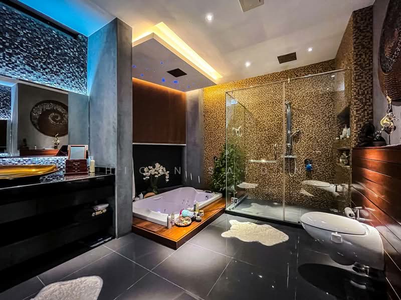 Bungalow for Sale in Shah Alam (Selangor) - Shiqin Saidin - Bathroom - PropertyGuru.com.my