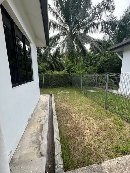 Semi-Detached House for Sale in Ijok (Selangor) - SHAMSIAH AJMAIN - Exterior - PropertyGuru.com.my