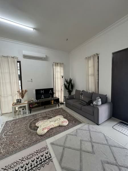 Semi-Detached House for Sale in Ijok (Selangor) - SHAMSIAH AJMAIN - Living Room - PropertyGuru.com.my