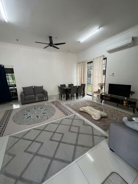 Semi-Detached House for Sale in Ijok (Selangor) - SHAMSIAH AJMAIN - Living Room - PropertyGuru.com.my