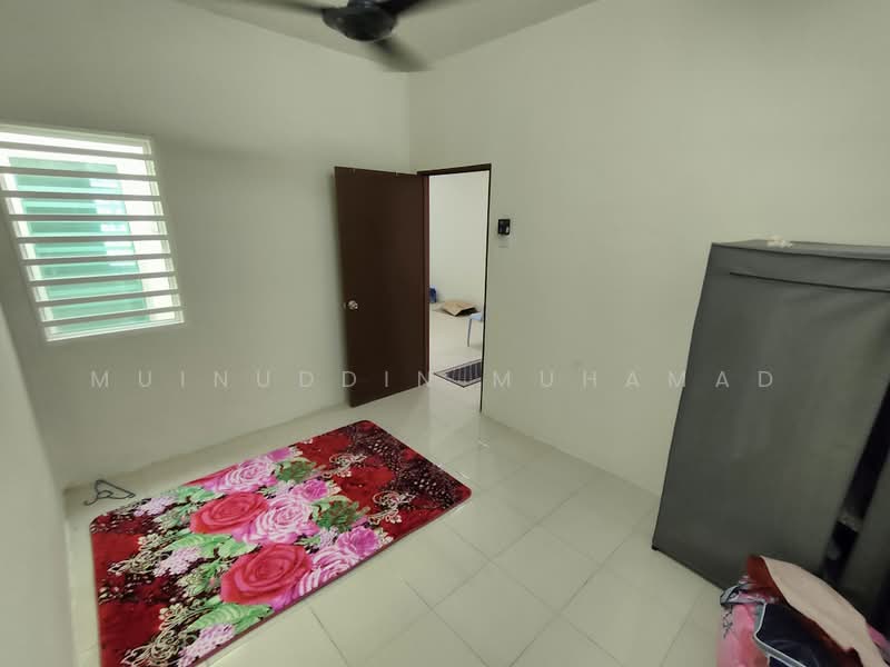 Rumah Teres 1 Tingkat untuk Dijual di Sitiawan (Perak) - Muinuddin Muhamad - Bedroom - PropertyGuru.com.my