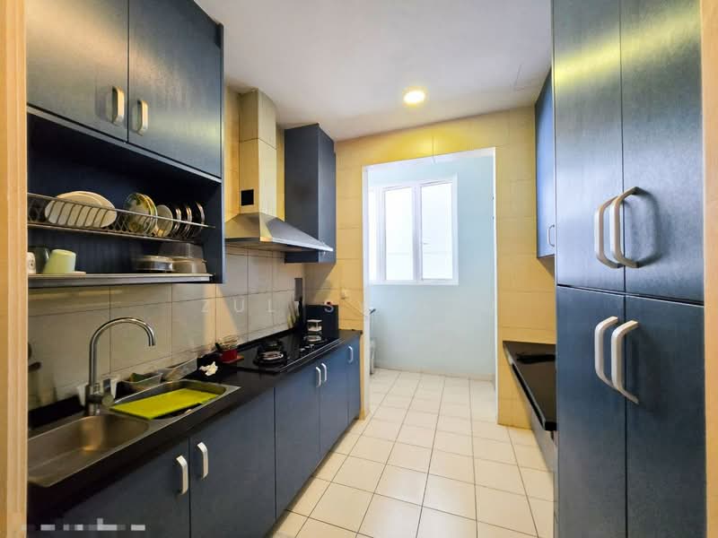 Kondominium untuk Dijual di Mutiara Upper East - Zul Syafiq - Kitchen - PropertyGuru.com.my