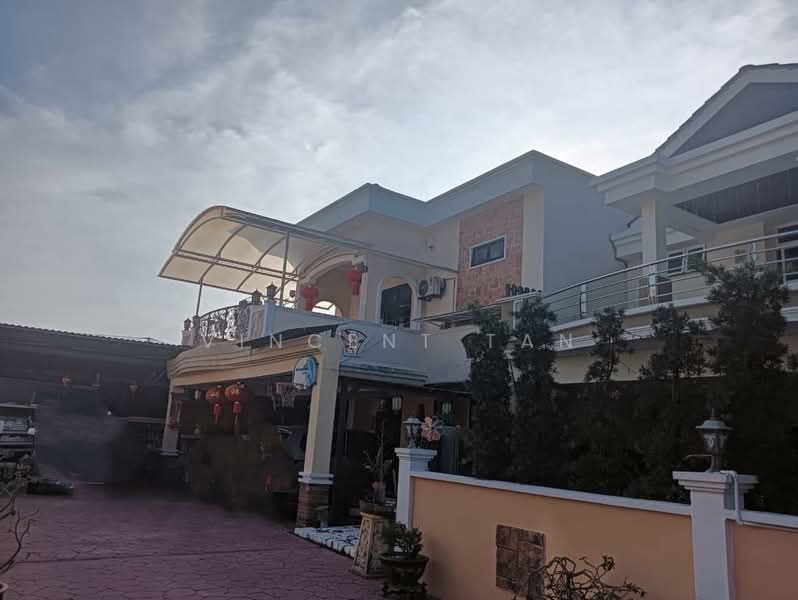 Semi-Detached House for Sale in Batu Maung (Penang) - Vincent Tan - Exterior - PropertyGuru.com.my