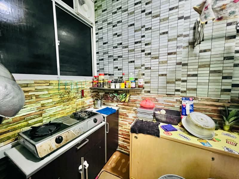 Pangsapuri untuk Dijual di Seri Utama - Ashraf Azwan - Kitchen - PropertyGuru.com.my