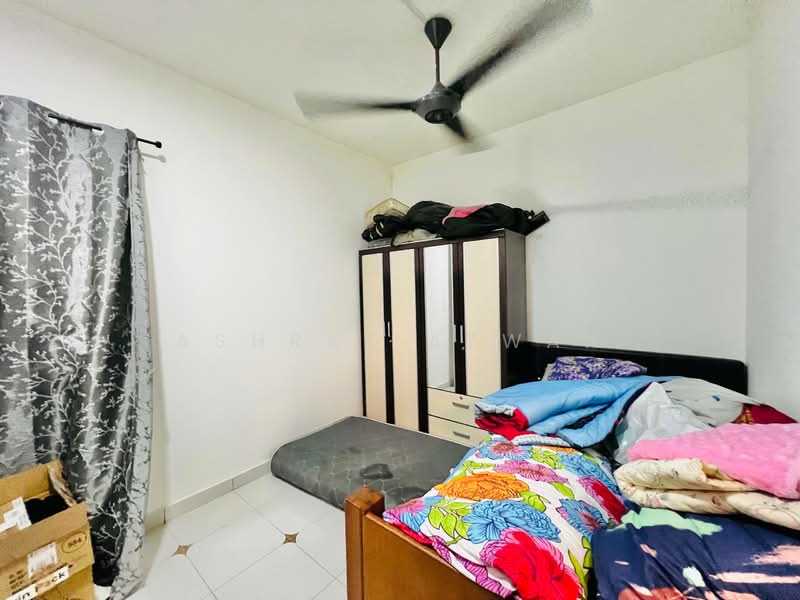 Pangsapuri untuk Dijual di Seri Utama - Ashraf Azwan - Bedroom - PropertyGuru.com.my