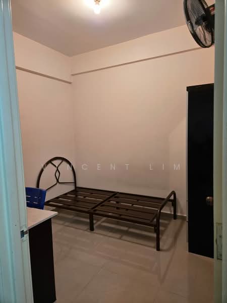 Kondominium untuk Disewa di Vista Komanwel A - Vincent Lim - Bedroom - PropertyGuru.com.my