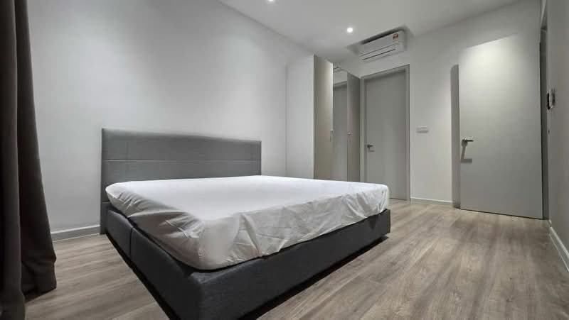Servis Apartment untuk Disewa di Sunway Belfield - Henry Tan - Bedroom - PropertyGuru.com.my