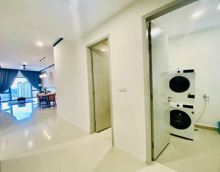 Servis Apartment untuk Disewa di Sapphire Paradigm - FADHIL NOOR - Corridor - PropertyGuru.com.my