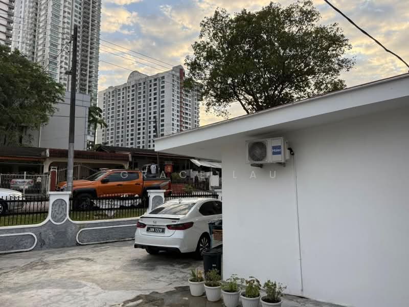 1-storey Terraced House for Sale in Taman Abad (Johor Bahru) - Grace Lau - PropertyGuru.com.my