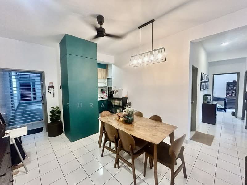 Service Residence for Sale at RESIDENSI PR1MA@KAJANG - Ashraf Azwan - Dining Room - PropertyGuru.com.my
