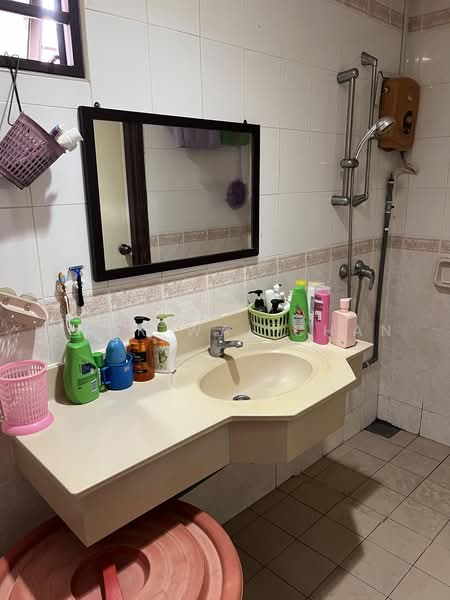 Rumah Teres 2 Tingkat untuk Dijual di Pju 3 (Tropicana) - Chor Wai Chan - Bathroom - PropertyGuru.com.my