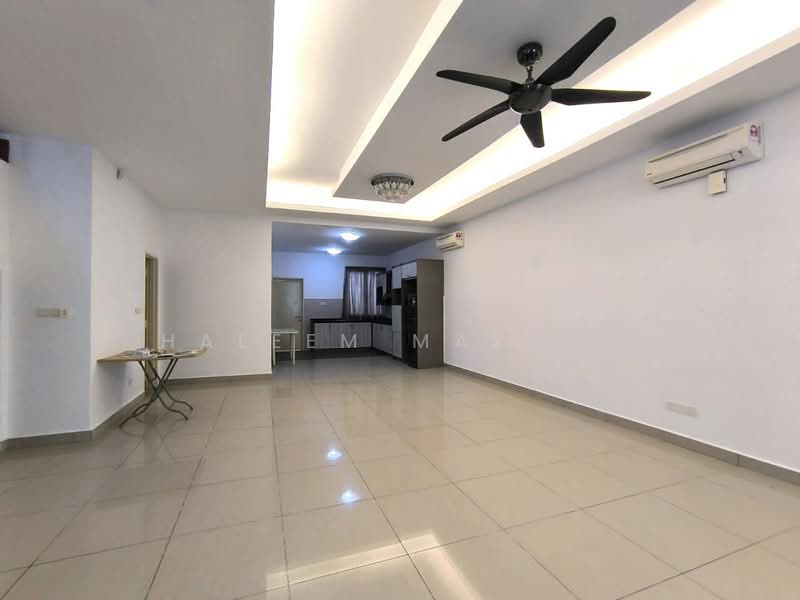 3-storey Terraced House for Rent in Cyberjaya (Selangor) - Haleem Mazlan - Living Room - PropertyGuru.com.my