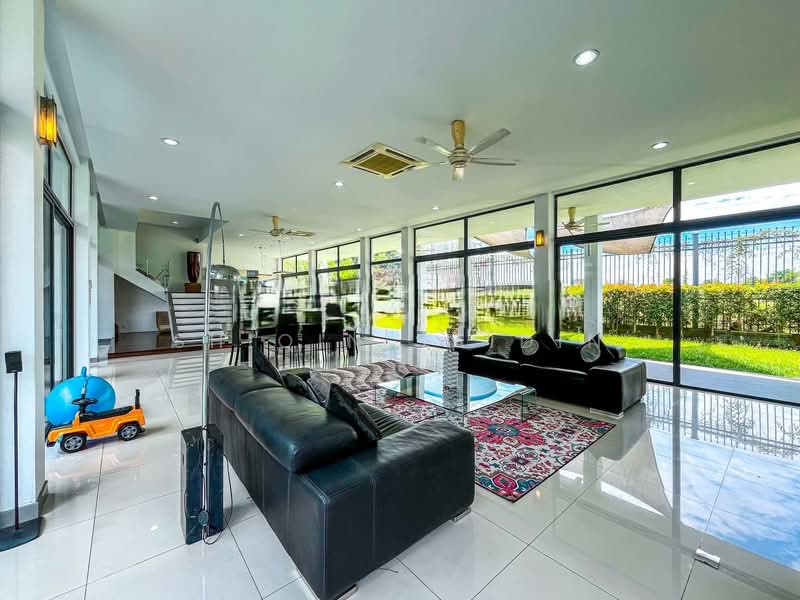 Rumah Banglo untuk Dijual di Mines Resort City (Seri Kembangan) - Shiqin Saidin - Living Room - PropertyGuru.com.my
