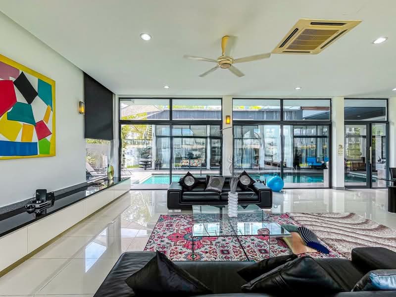 Rumah Banglo untuk Dijual di Mines Resort City (Seri Kembangan) - Shiqin Saidin - Living Room - PropertyGuru.com.my