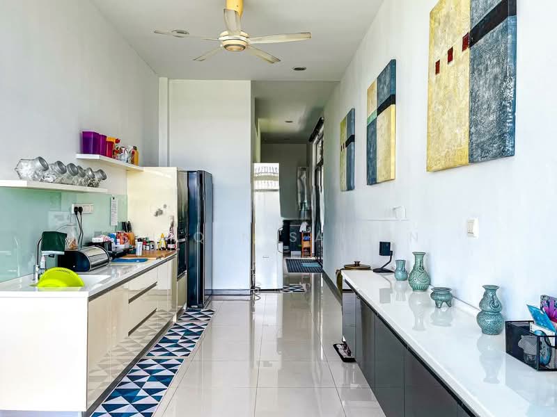 Rumah Banglo untuk Dijual di Mines Resort City (Seri Kembangan) - Shiqin Saidin - Kitchen - PropertyGuru.com.my
