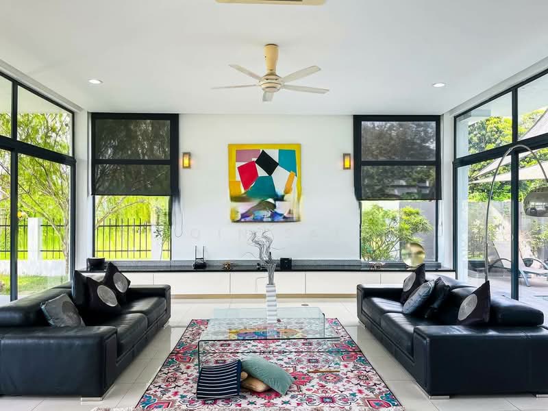 Rumah Banglo untuk Dijual di Mines Resort City (Seri Kembangan) - Shiqin Saidin - Living Room - PropertyGuru.com.my