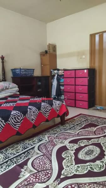 2-storey Terraced House for Sale in Bandar Rinching Seksyen 6 (Semenyih) - Chris Choo - Bedroom - PropertyGuru.com.my