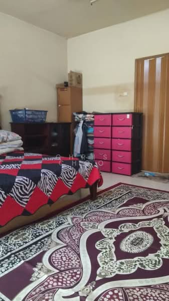 2-storey Terraced House for Sale in Bandar Rinching Seksyen 6 (Semenyih) - Chris Choo - Bedroom - PropertyGuru.com.my