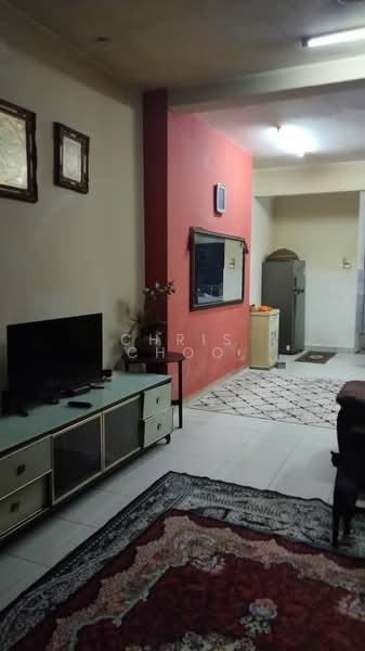 2-storey Terraced House for Sale in Bandar Rinching Seksyen 6 (Semenyih) - Chris Choo - Living Room - PropertyGuru.com.my