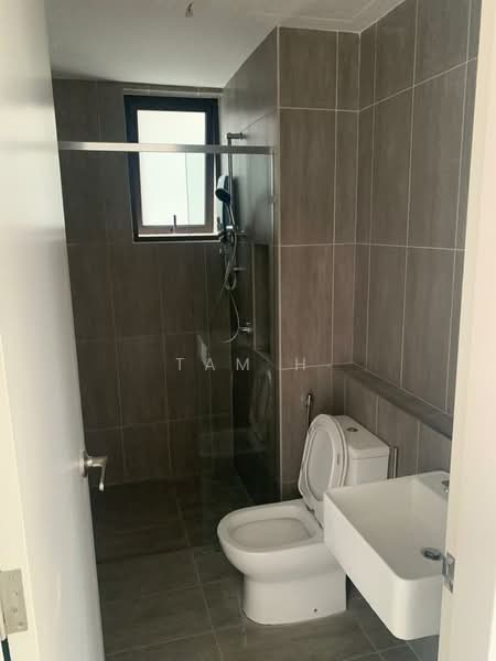 Service Residence for Sale at The Pulse Residence - Tam H - Bathroom - PropertyGuru.com.my