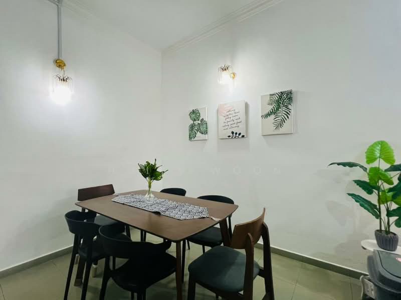 2-storey Terraced House for Rent in Taman Pelangi (Johor Bahru) - Huily Woon - Dining Room - PropertyGuru.com.my