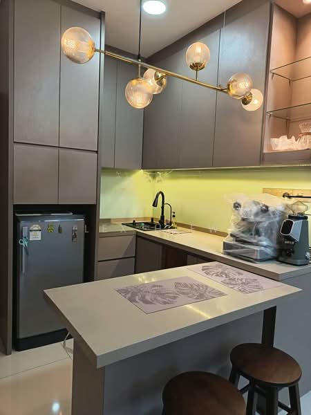 Service Residence for Sale at Tiara Desaru Seaview Residence - Lex Hiew - Kitchen - PropertyGuru.com.my
