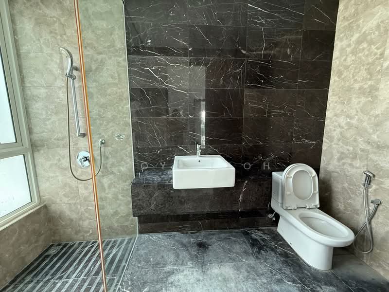 Bungalow for Sale in Batu Maung (Penang) - Feoyz Teoh - Bathroom - PropertyGuru.com.my