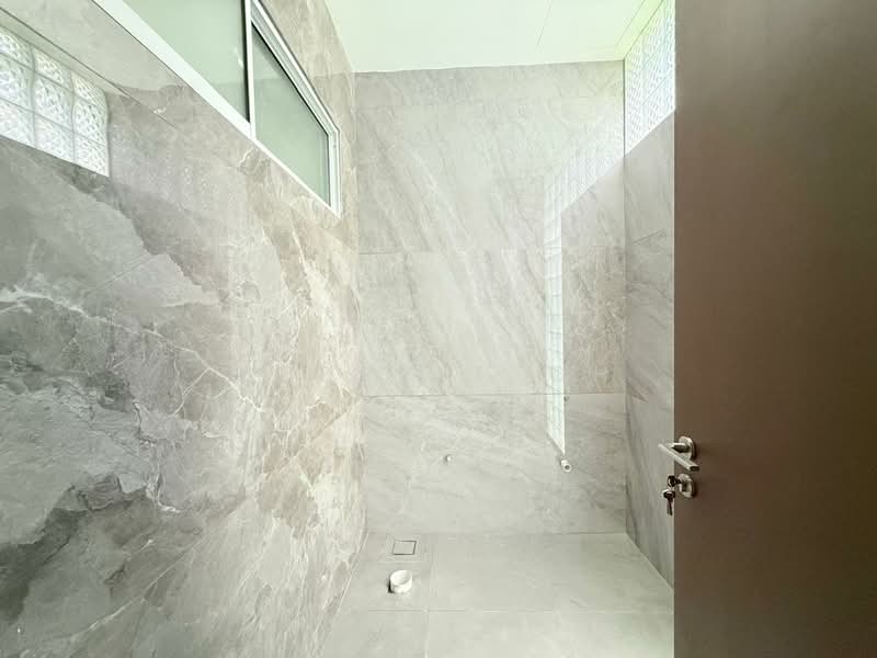 Bungalow for Sale in Batu Maung (Penang) - Feoyz Teoh - Bathroom - PropertyGuru.com.my