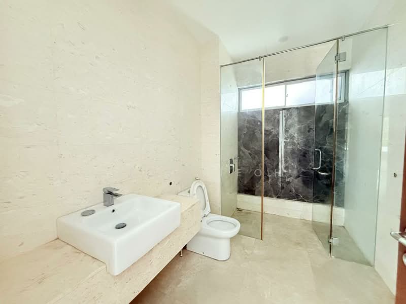 Bungalow for Sale in Batu Maung (Penang) - Feoyz Teoh - Bathroom - PropertyGuru.com.my