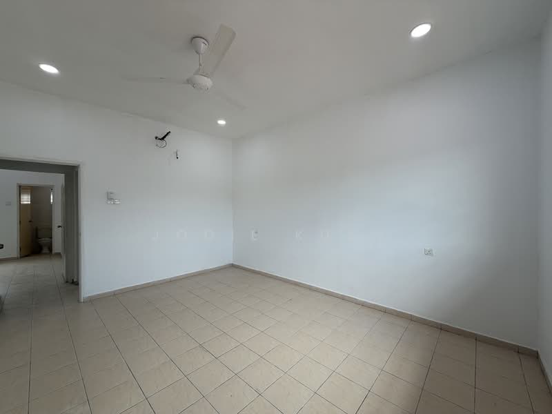 Rumah Teres 2-Tingkat untuk Dijual di Bandar Seri Botani (Ipoh) - Jodie Kuan - MASTER BEDROOM - PropertyGuru.com.my