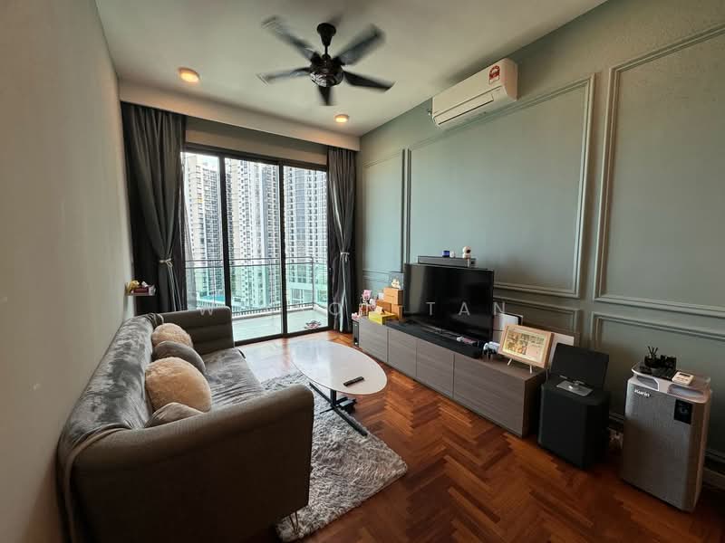 Kediaman Servis untuk Dijual di Bloomsvale - Wilson Tan - Living Room - PropertyGuru.com.my