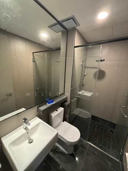 Service Residence for Sale at Bloomsvale Menara Vista Petaling - Wilson Tan - Bathroom - PropertyGuru.com.my