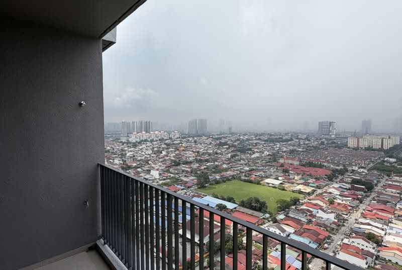 Service Residence for Rent at Residensi Ava @ Kiara Bay - Yan Zi - Balcony - PropertyGuru.com.my