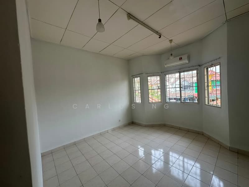 Terraced House for Rent in Bandar Kinrara Seksyen 5 (Bandar Kinrara) - Carlos Ng - Interior - PropertyGuru.com.my