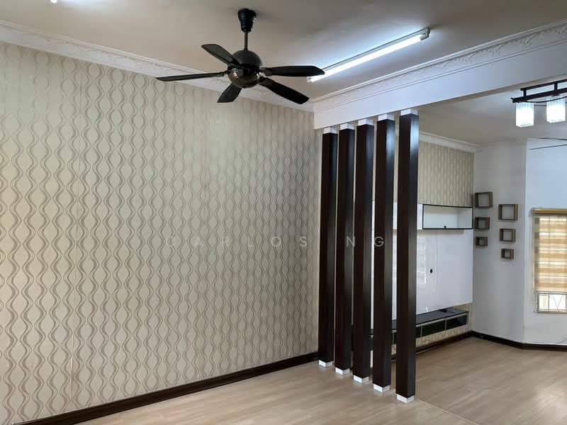 Terraced House for Rent in Bandar Kinrara Seksyen 5 (Bandar Kinrara) - Carlos Ng - Living Room - PropertyGuru.com.my