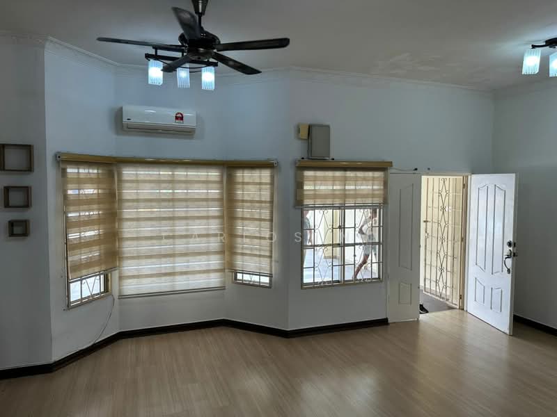 Terraced House for Rent in Bandar Kinrara Seksyen 5 (Bandar Kinrara) - Carlos Ng - Living Room - PropertyGuru.com.my