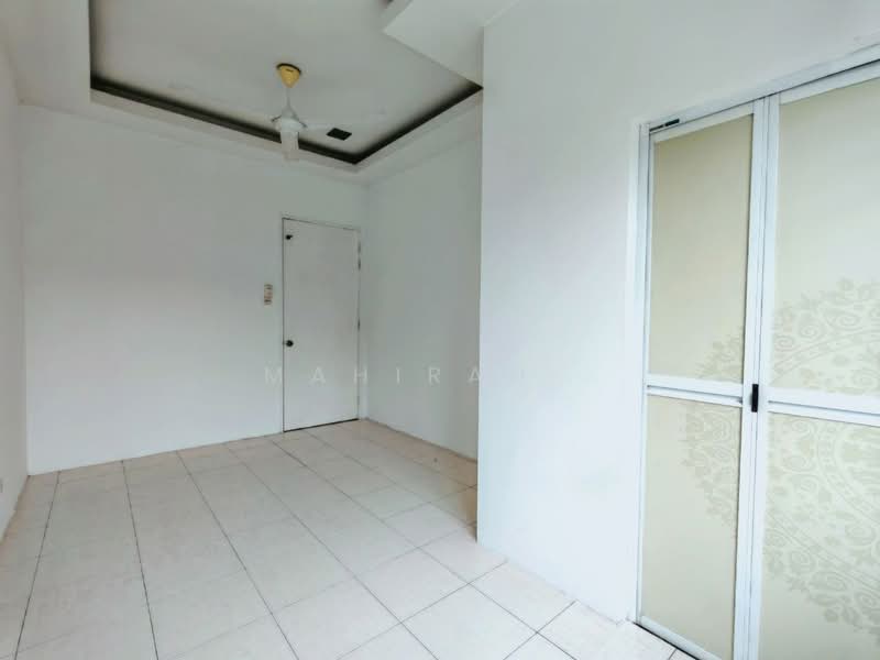 2-storey Terraced House for Sale in Bandar Teknologi Kajang (Kajang) - Mahirah . - Interior - PropertyGuru.com.my