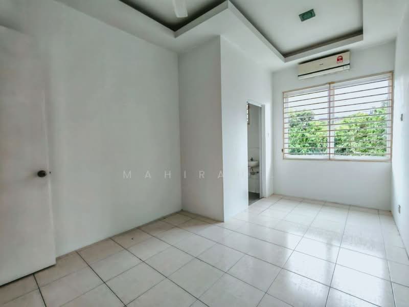 2-storey Terraced House for Sale in Bandar Teknologi Kajang (Kajang) - Mahirah . - PropertyGuru.com.my